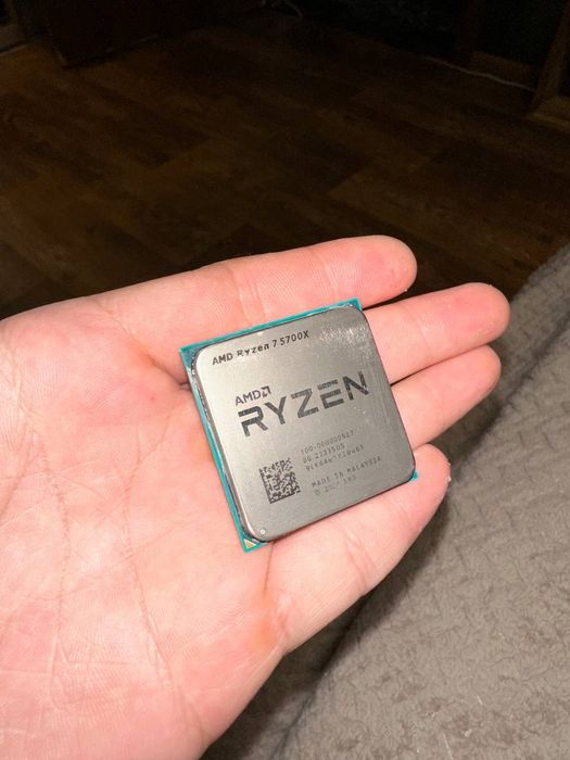 Ryzen 7 5700x ( не китайская версия )