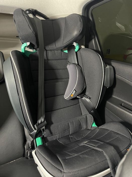 2 Cadeiras Auto BeSafe iZi Flex FIX i-Size – Como Novas