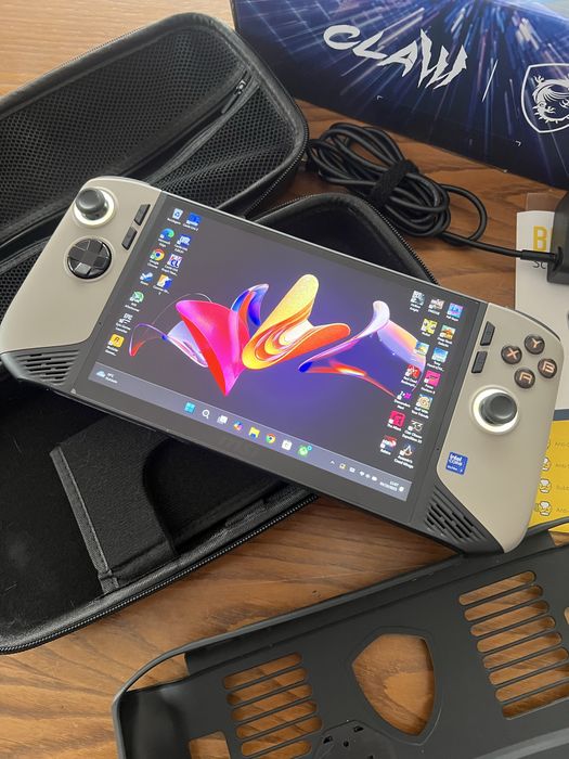 MSI claw 8 AI - melhor consola portatil do mercado