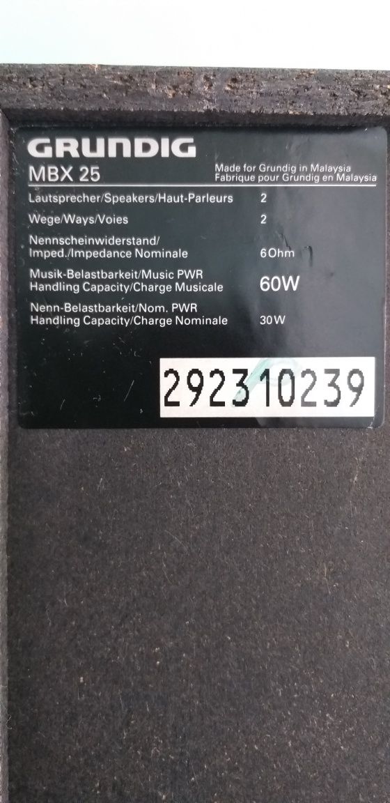 Wieża Grundig M 25 z pilotem.