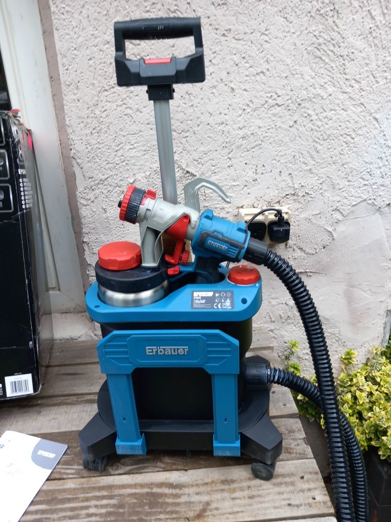 Pistolet agregat do malowania Erbauer 800 W
