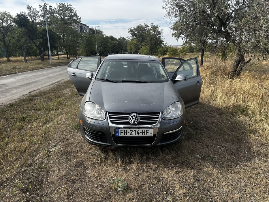 Volkswagen jetta 2010 рік 2,5 бензин/газ