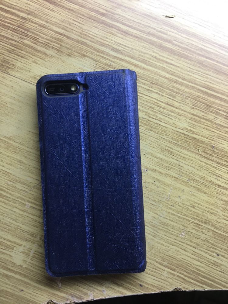 Телефон Huawei ATU-L21