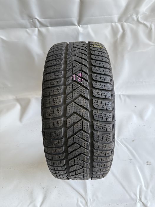 245/40/18 Pirelli Sottozero 3 Winter 97V 2017R (18)