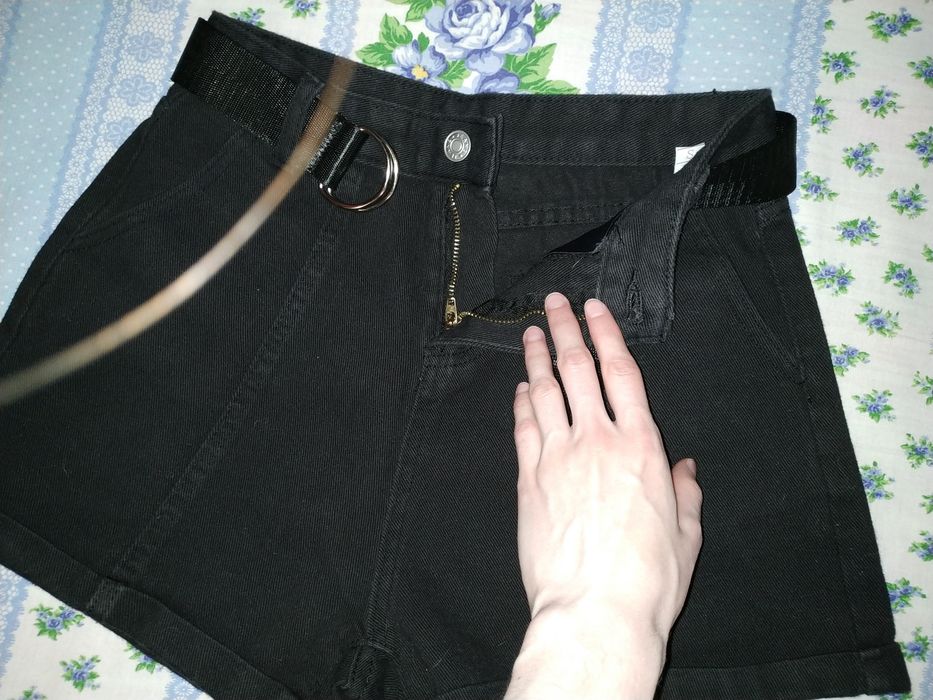 Шорты с высокой талией