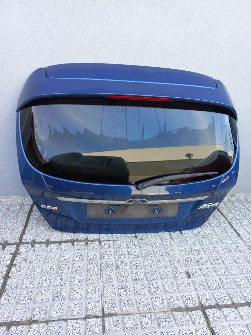 Tampa da mala ford fiesta VI