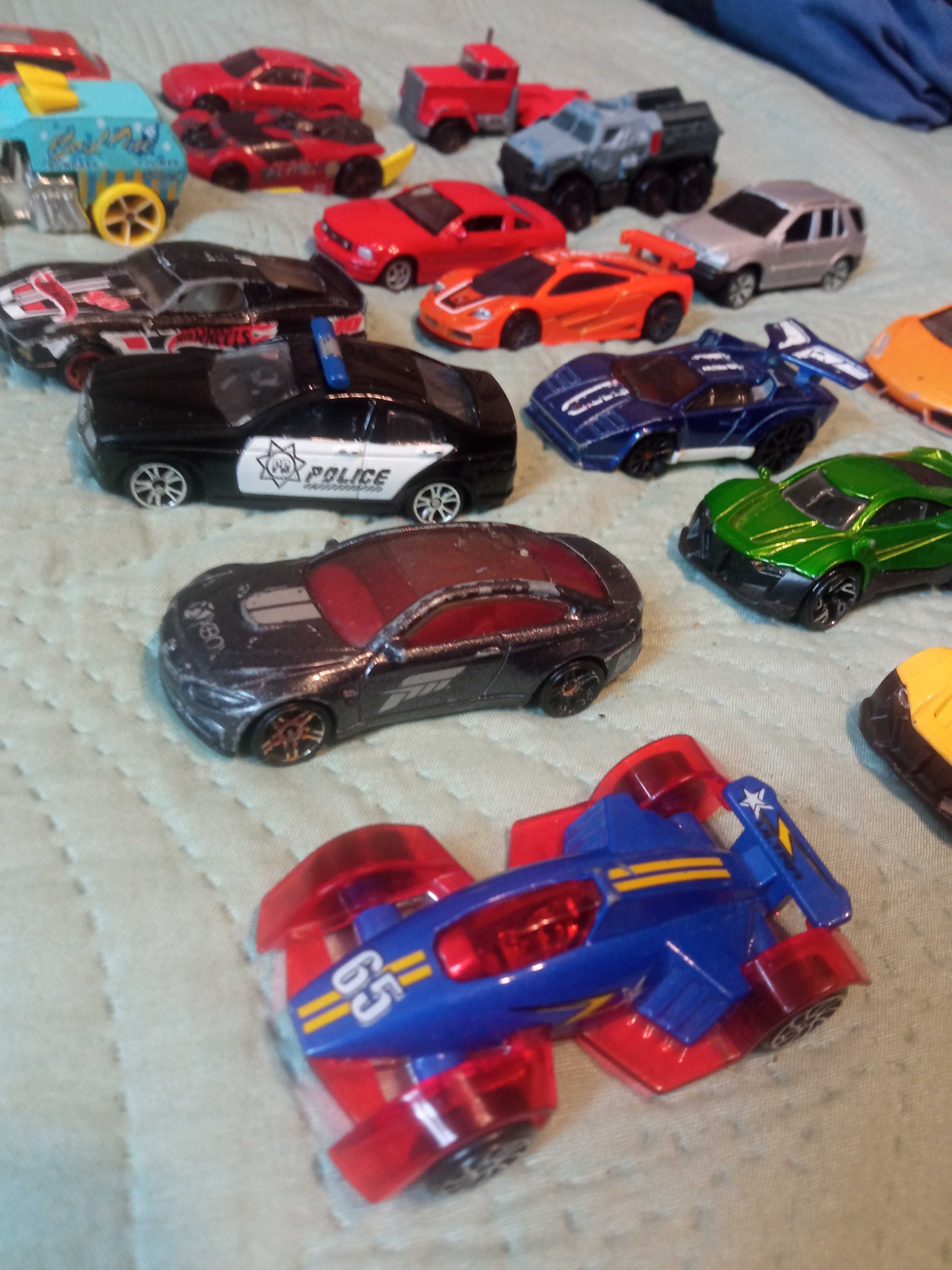 Zestaw autek hot wheels Matchbox Welly Majorrette