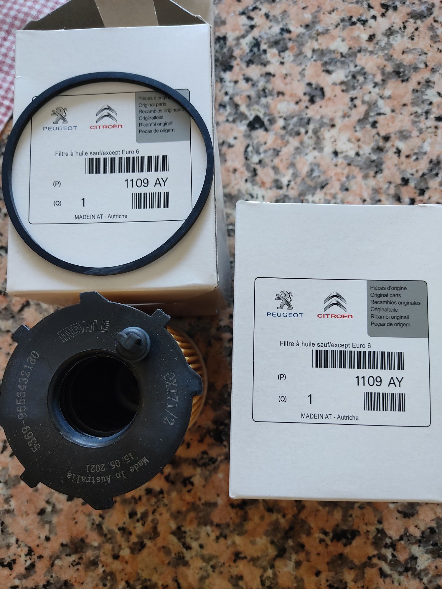 Filtro de óleo Citroën /Peugeot, OX171/2D, Novo