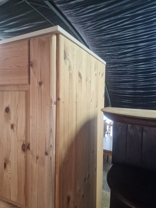 Szafa sosnowa pięcio drzwiowa