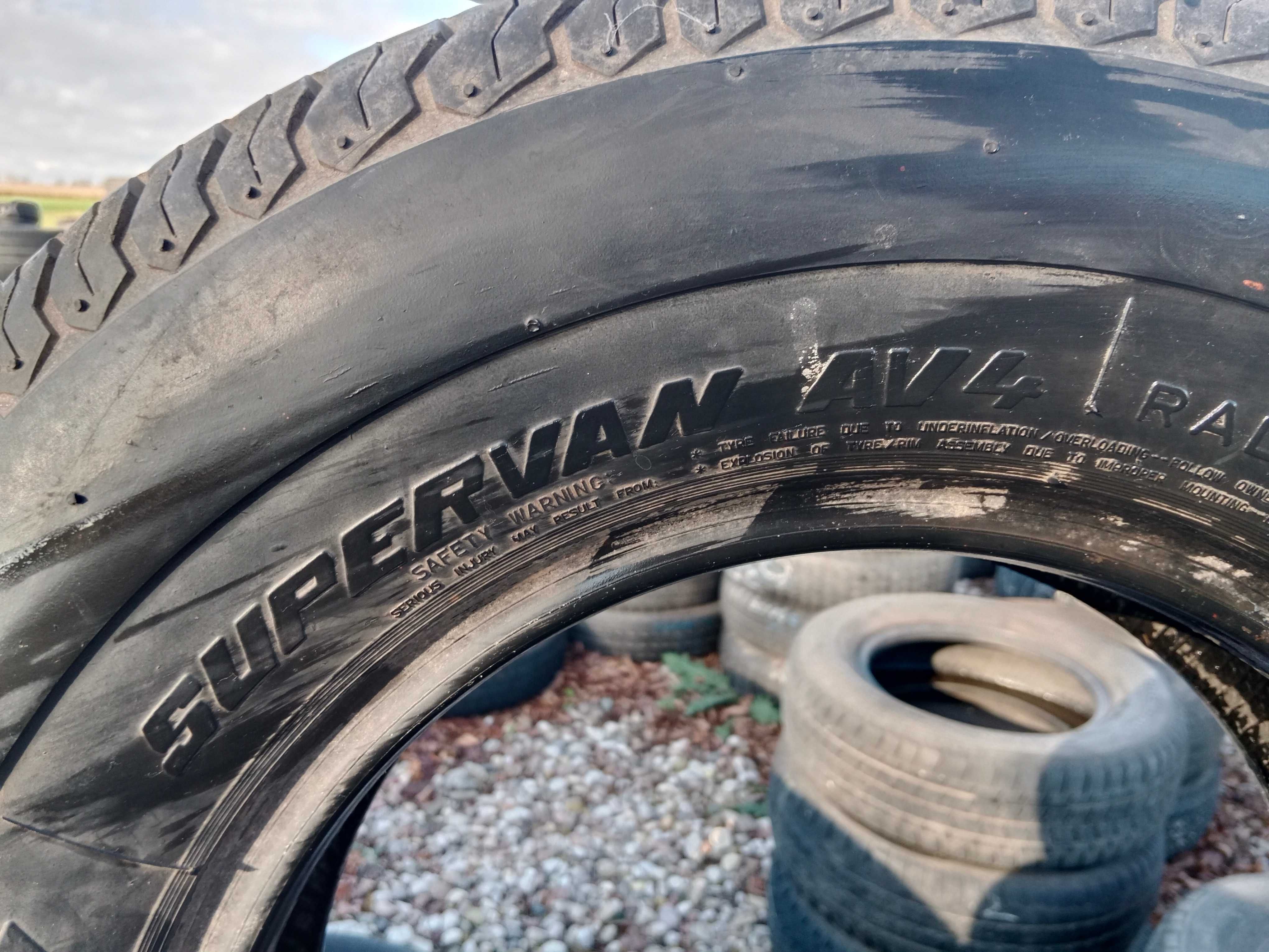 Opona używana 195/80R14C Avon Supervan AV4 1szt.