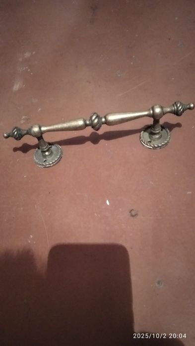 Ручки бронзові, пруток.