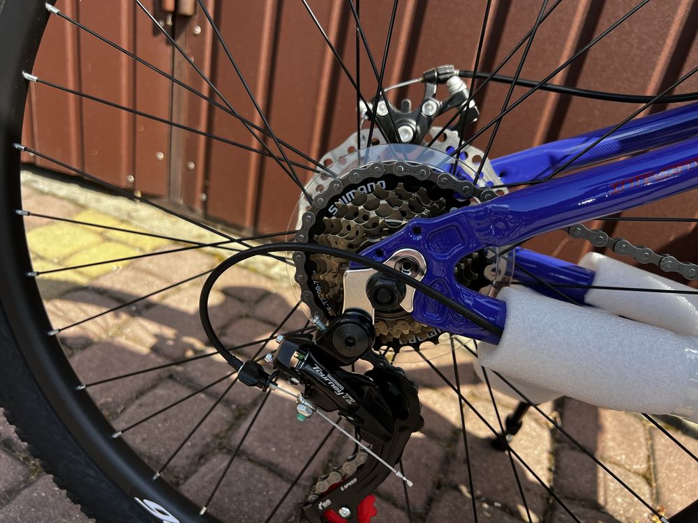 Rower Formula Motion 26 rama 13, Shimano, blokada amora, alu