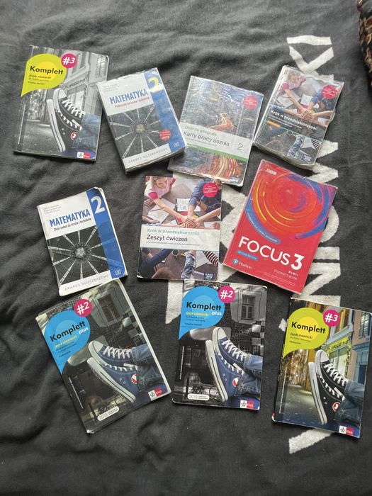 Ksiazki Do 2 i 3 klasy Focus, Komplett, Matematyka Pazdro, Geografia,