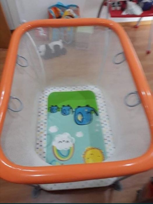 Parque infantil como novo