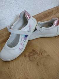 Balerinki buty eleganckie półbuty białe