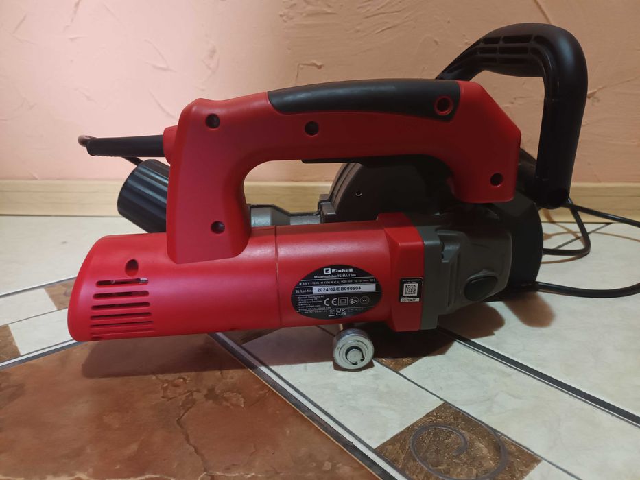Bruzdownica Einhell TC-MA 1300