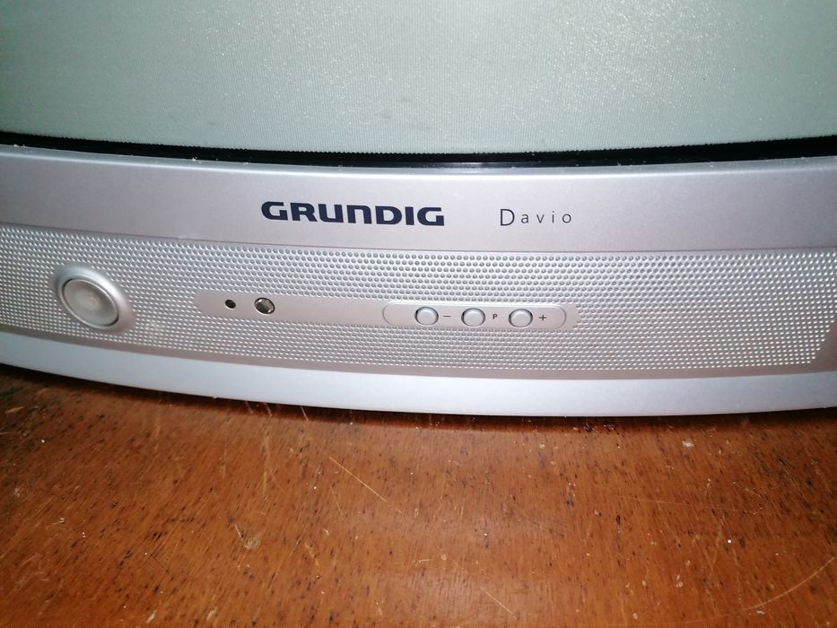 TV Grundig 37cm c/comando