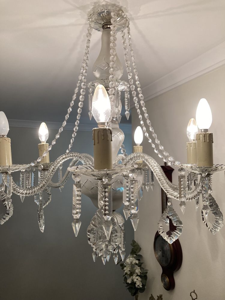 Lustre Clássico estilo Maria Teresa