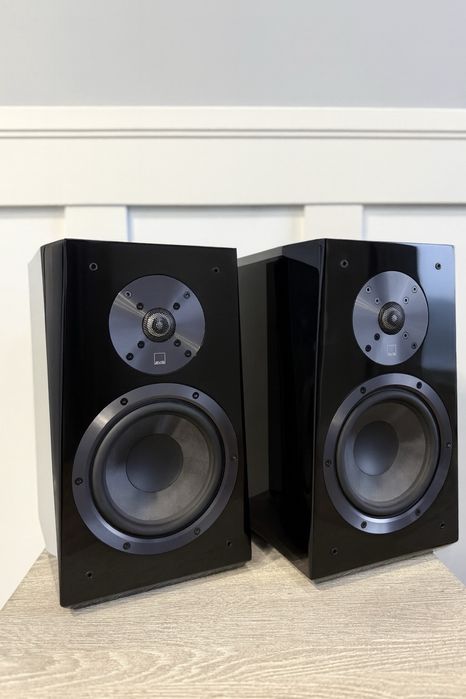 SVS Ultra Bookshelf glośniki podstawkowe Black Gloss