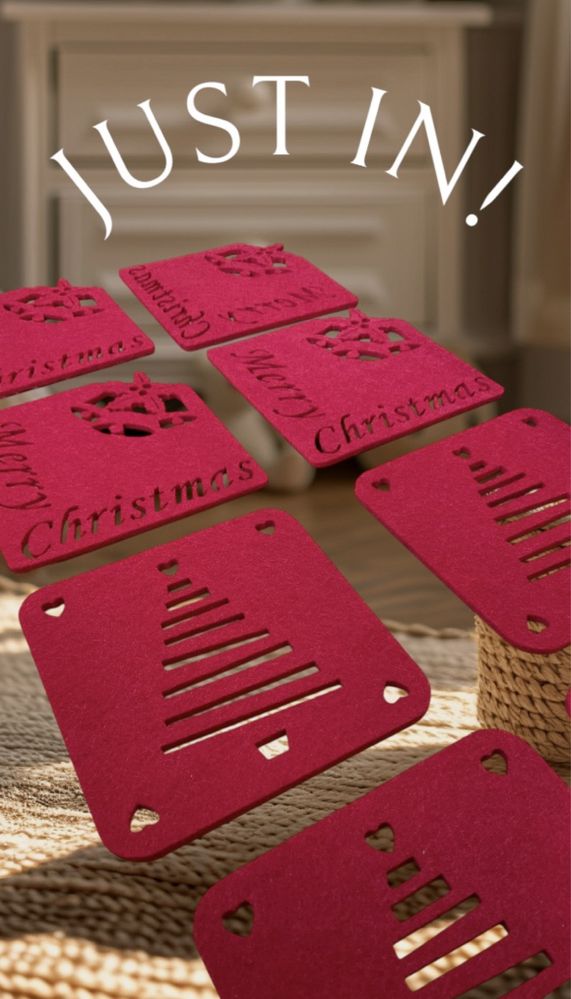 Świąteczne podkładki Marks and Spencer pod drinki Merry Christmas