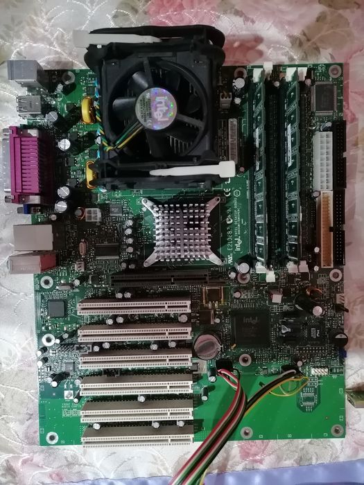 Продам материнка.блок питания.корпус