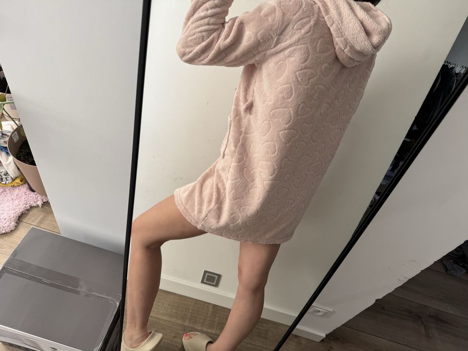 Szlafrok pudrowy róż serca primark