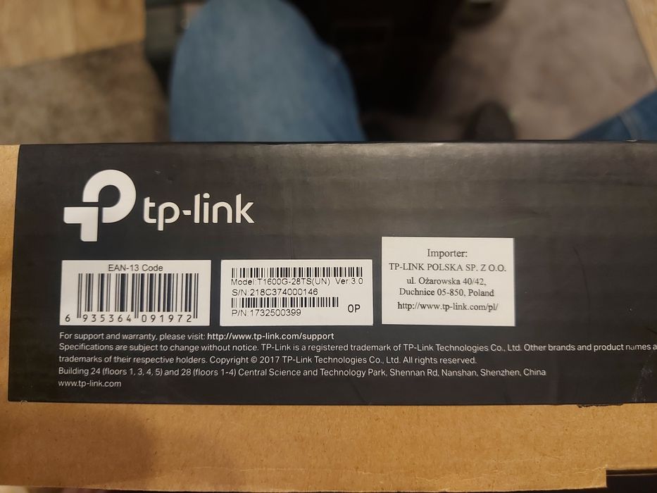 Jet Stream 24-Port Gigabit Smart Switch with 4 SFP Slots