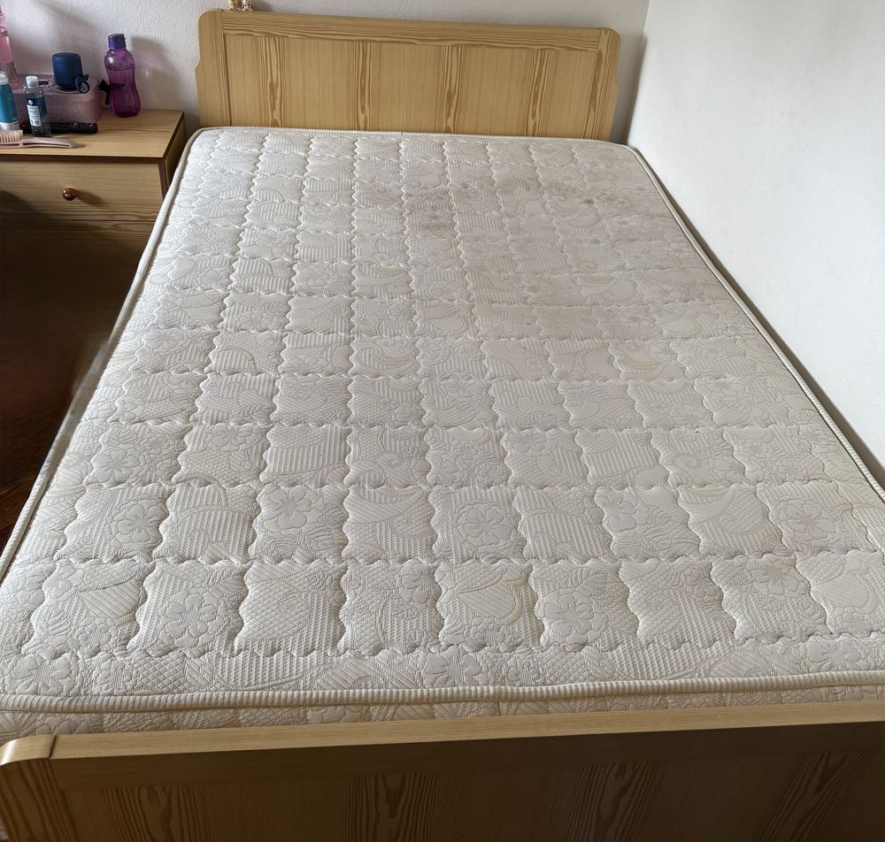 Venco cama de casal Com colchão