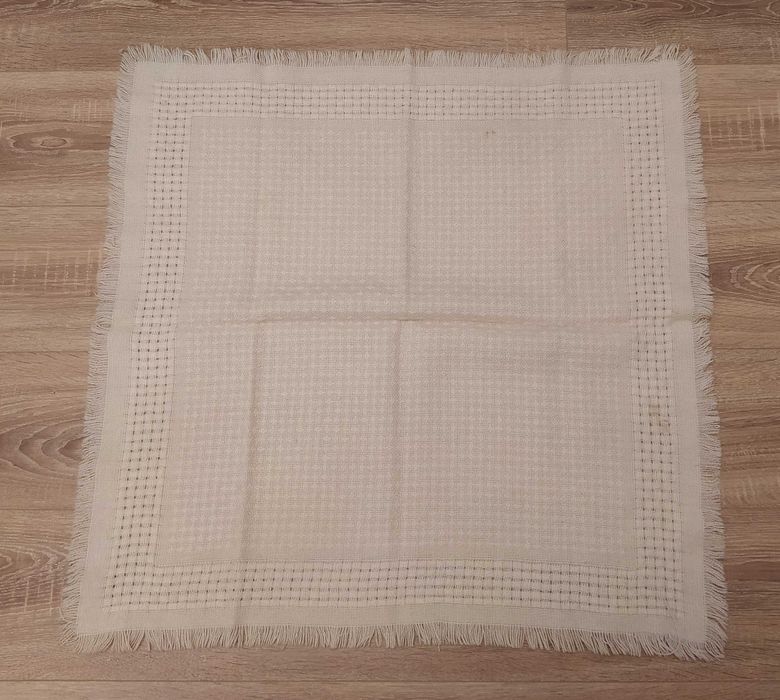 Chusta damska – WZÓR – kremowa