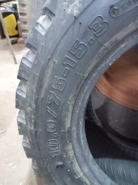 Sprzedam w dobrym stanie koła rolnicze - 8,25-20