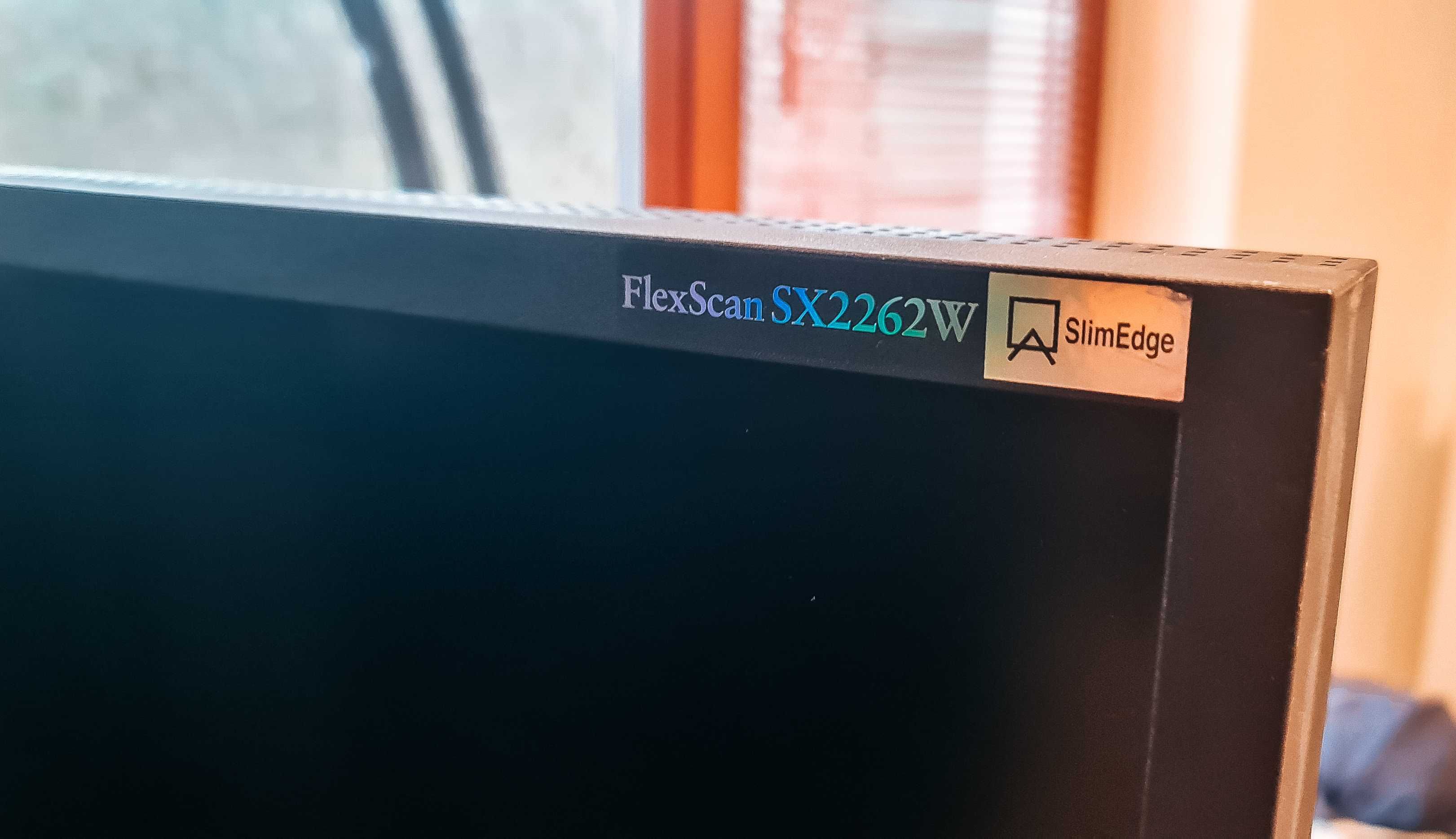 Monitor Eizo Flexscan SX2262W dla grafika, fotografa, artysty okazja