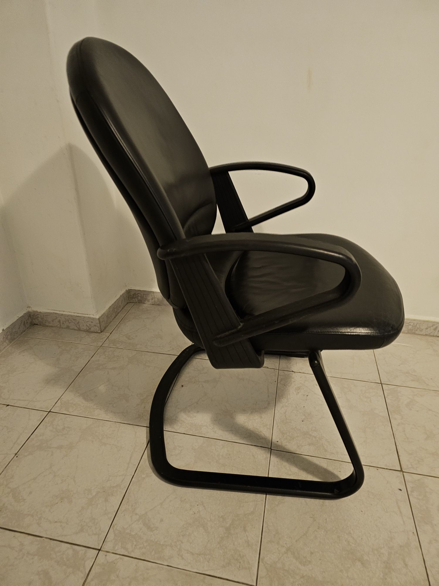 Cadeira levira de alta qualidade