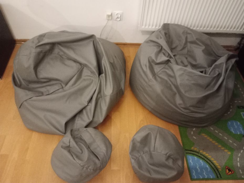 Pufy  plus podnóżki