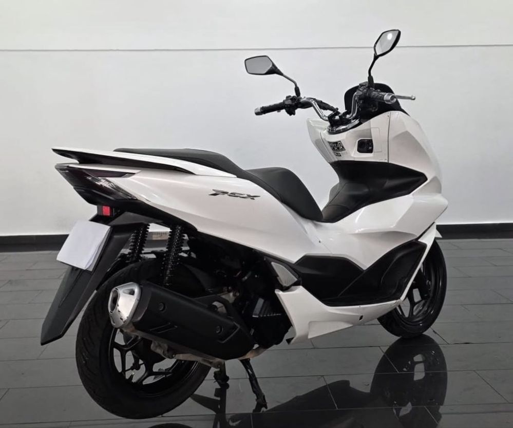 Pcx 2021 Vendo financiada com Passaporte