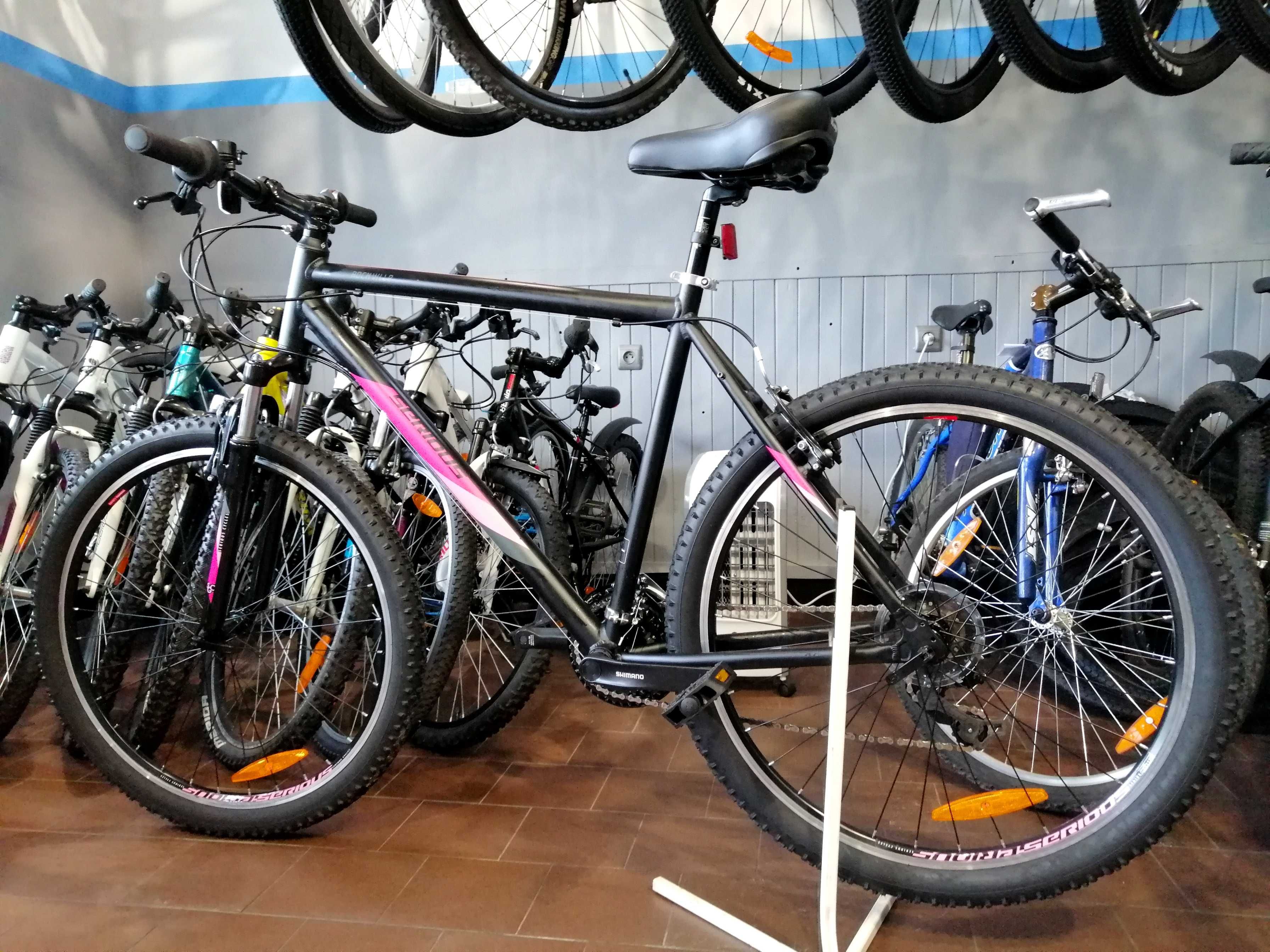 NOWY SERIOUS ROCKVILLE Roz. 22" Shimano Tourney *Koła 27,5* V-Brake!