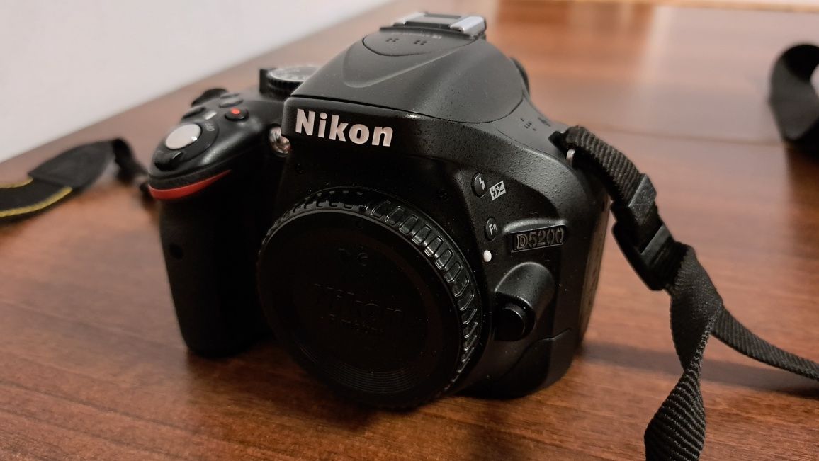 Nikon D52000 + obiektyw
