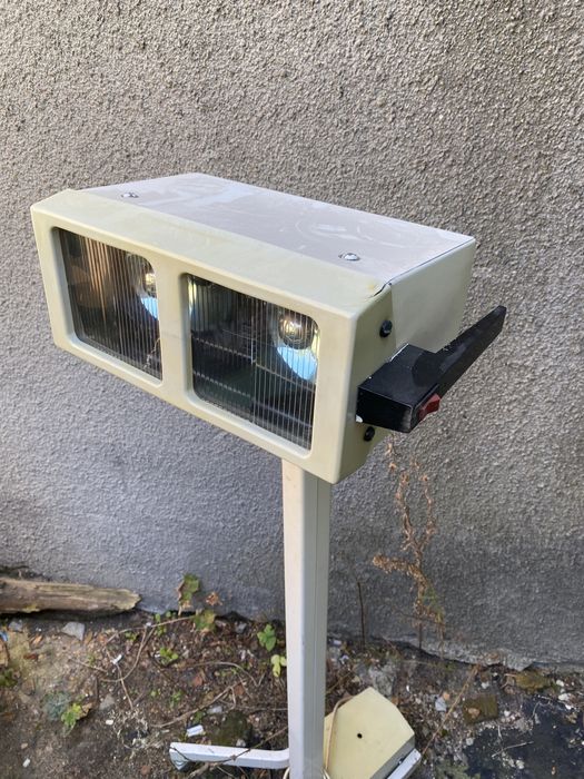 Lampa medyczna bezcieniowa famed-200