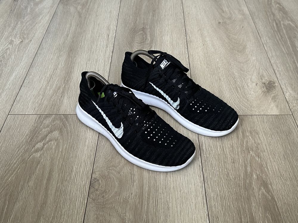 Кросівки Nike Wmns Free Rn Flyknit