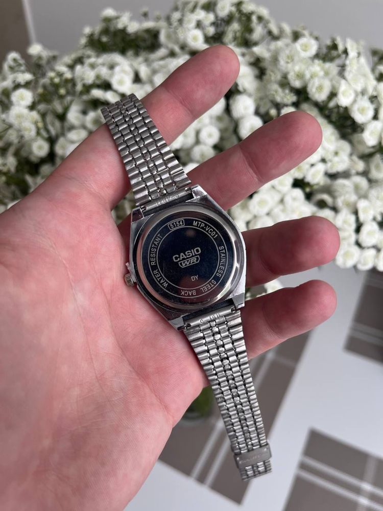 Годинник Casio silver