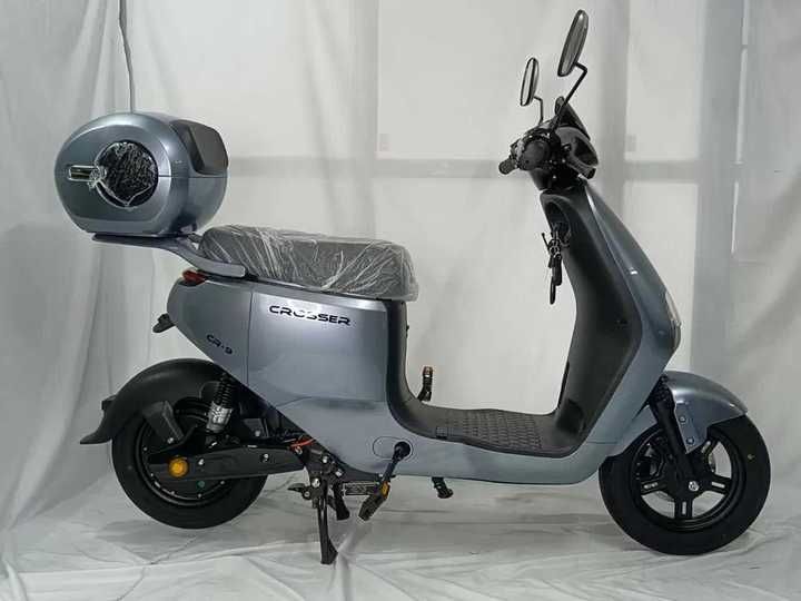 Електроскутер CR-1. Crosser, FADA.