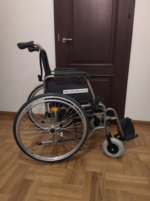 Wózek inwalidzki VITEA CARE VCWK43L