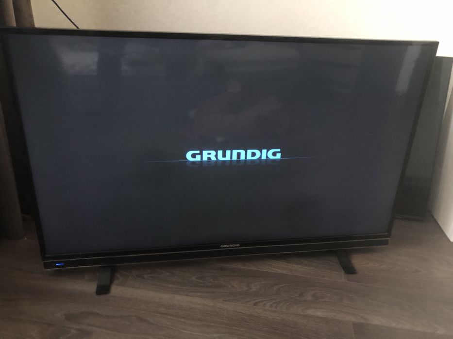 3D Телевізор 49 SMART TV Grundig