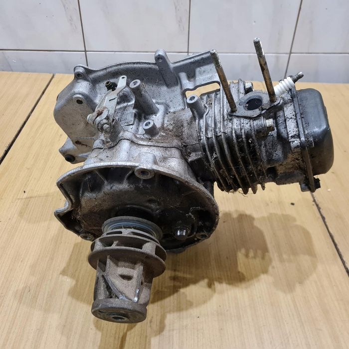 Yamaha Ylm 342 Silnik Cylinder Tłok Wał Głowica Sprawny