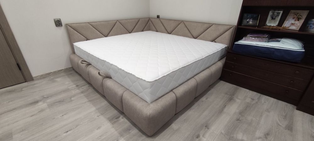 Ліжка на замовлення: Індивідуальний стиль та комфорт