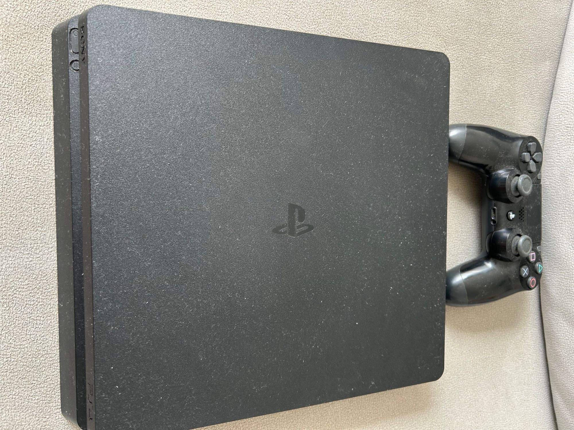 Ps4 + comando e jogos