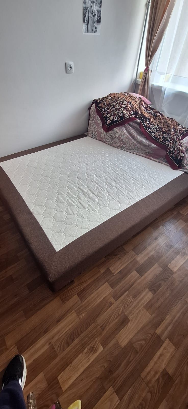 Двоспальне ,1,6 на 2м,, доставка  бусом+1000