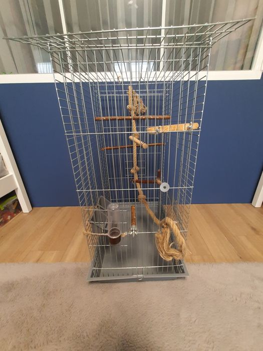 Клітка для папуг