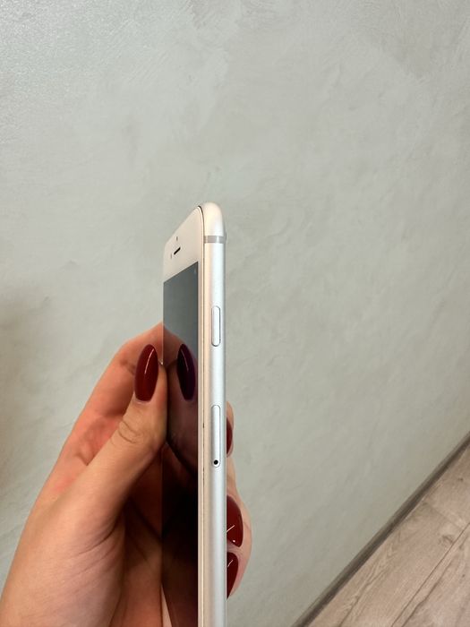 iPhone 8 plus вживаний 256гб