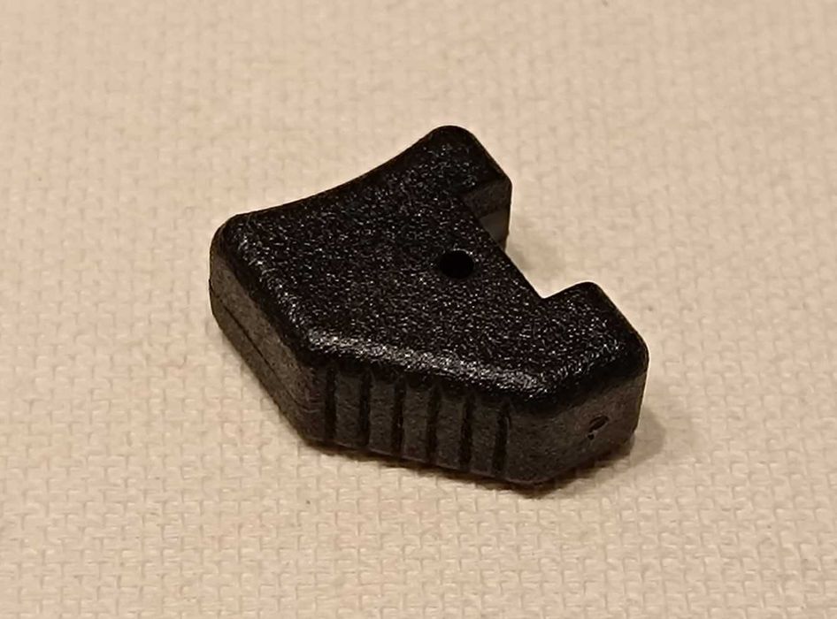 Plastikowa okładka napinacza zamka karabinka MSBS GROT