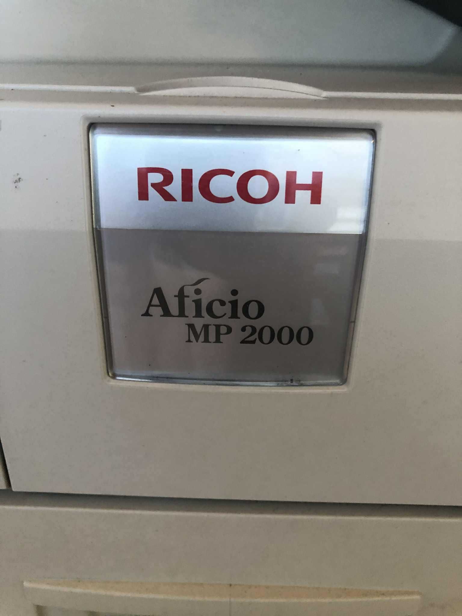 FOTOCOPIADORA E IMPRESSORA DE REDE RICOH AFICIO MP 2000: ÓPTIMO ESTADO